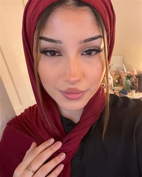 Can Anyone Trib My Gf Hijabi Slut Please Rhijabi