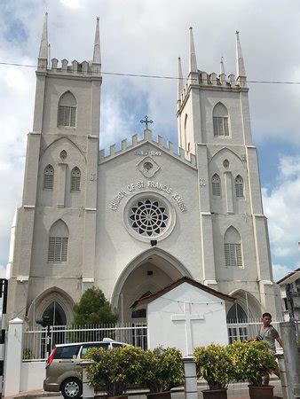It is also 250 metres away from the stadthuys, and 350 metres away from the famous jonker street. St. Francis Xavier Church, Melaka - TripAdvisor