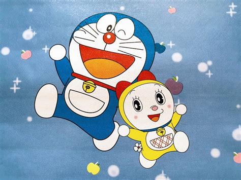 Daftar wallpaper kartun doraemon bersama nobita & sahabatnya terlengkap, dari berbagai versi (sketsa hitam putih. Wallpaper Gambar Boneka Doraemon Lucu Dan Imut