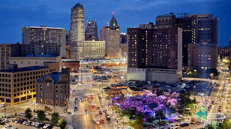 Motor City Car Crawl Coming To Downtown Detroit In August Dbusiness