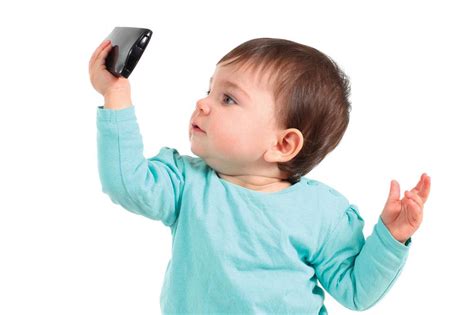 Why I Gave My Young Kids Cell Phones Parentmap