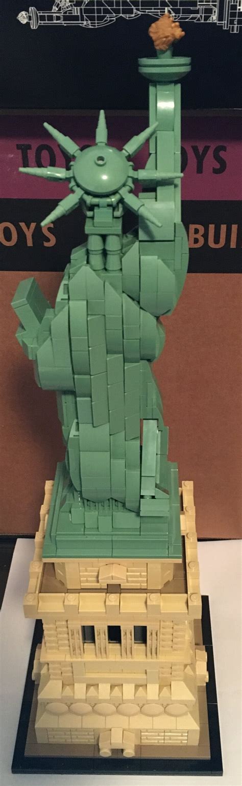 Set Review 21042 1 Statue Of Liberty Architecture — Bricks For Bricks