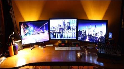 How To Use Multiple Monitors To Be More Productive Youtube