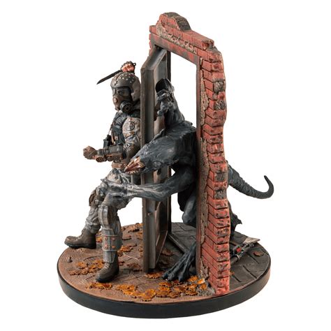Metro Exodus Spartan Collector's Edition | Statues & Busts ...