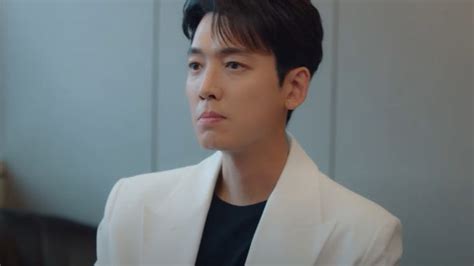 Crash Course In Romance Secures Top Spot Of Most Buzzworthy Drama Jung