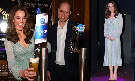 Kate Middleton Pulls A Pint At Belfasts Empire Music Hall