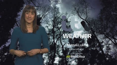 Uk Weather Forecast Staying Windy Tonight With Gales In The North