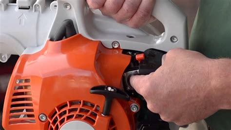 It comes with a loop handle that is helpful while working in limited spaces, especially thinning of grasses between shrubs and bushes. How to Start Stihl Leaf Blower - YouTube