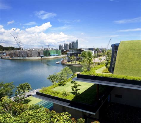 Beautiful Houses Beautiful Green Roof Garden Home Singapore