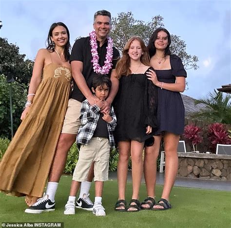 Jessica Alba Shares Family Photos From Their Hawaiian Getaway Another