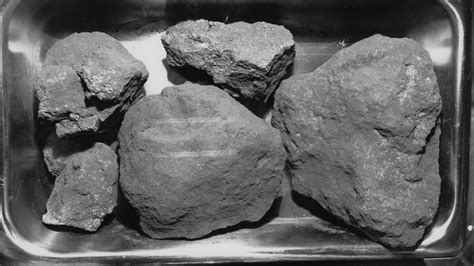 Nasa To Open Moon Rock Samples Sealed Since Apollo Missions Ktla