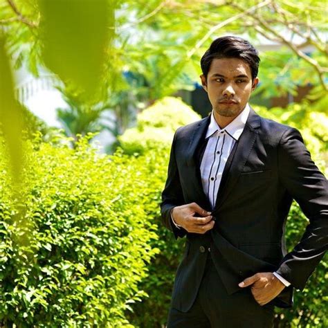 25 tahun ( 2015 ) asal : Biodata Hafreez Adam, Hero Baru Drama TV | Azhan.co
