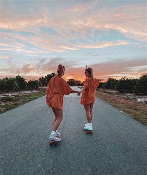 See more ideas about summer aesthetic, summer, summer pictures. aesthetic photos in 2020 | Summer friends, Bff photoshoot ...