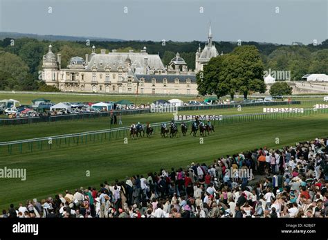 Chantilly Horse Racing Hi Res Stock Photography And Images Alamy