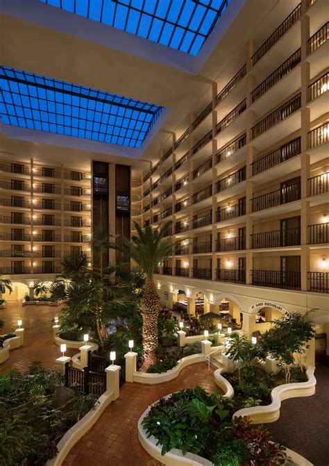 Four Points By Sheraton Suites Tampa Airport Westshore In Tampa Fl
