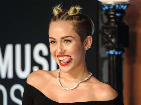 Justin Bieber Miley Cyrus Twerk Together Dwts Casting Rumors Pm
