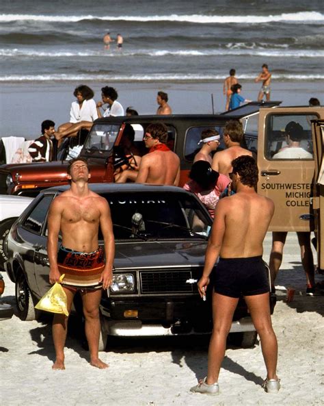 This Is How Spring Break Looked Like In The 1980s Hotnews
