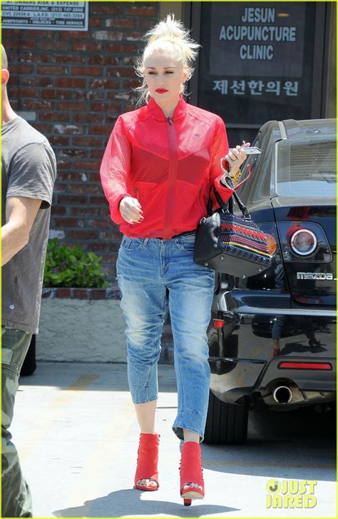 Gwen Stefani Takes Her Red Hot Heels For A Ride Photo 3149336 Gavin Rossdale Gwen Stefani