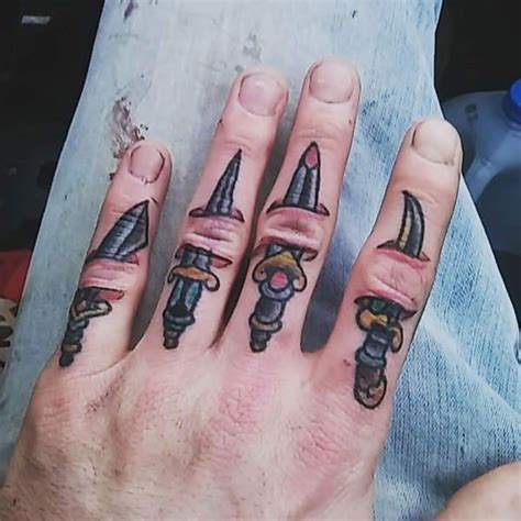119 Amazing Finger Tattoos Designs That You Would Want To Have