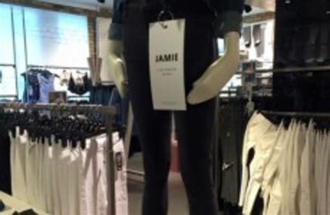 Topshop Ditching Super Skinny Mannequins After Shopper S Facebook Complaint