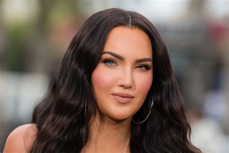 what is natalie halcro s connection to the kardashians