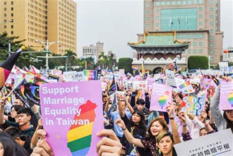 Happily Ever After Taiwan Rules In Favour Of International Same Sex Marriages Gaysi