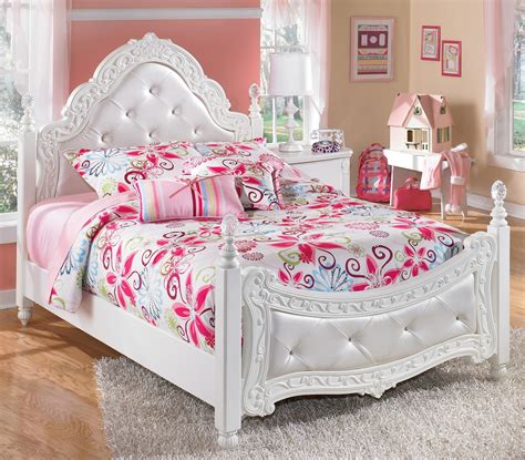 Princesses are real fairytales arent and young kids furniture at where you need to encourage confidence. 11 Stylish Designs of How to Improve Cute Little Girl ...
