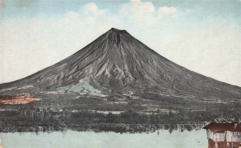 Mount Mayon Volcano Philippine Islands Early Postcard Unused Other