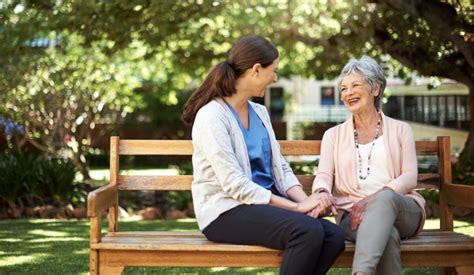 5 Qualities To Look For In A Great Caregiver For Seniors Cahoon Care