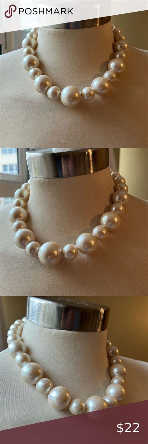 Graduated Gobstopper Pearl Choker Necklace Pearl Choker Necklace