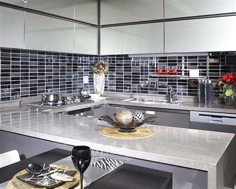The full backsplashes used up the scraps and we didn't. Avonite - Algodon - DFMK Solid Surface | Milton Keynes