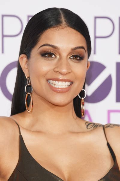 Lilly Singh Lilly Singh Photos Peoples Choice Awards 2017