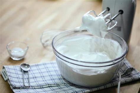 5 Best Ways To Thicken Heavy Cream Foods Guy