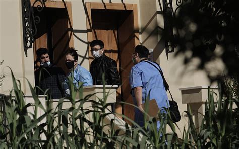 Ο τρίτος φέρεται να μιλούσε καλά ελληνικά. Εγκλημα στα Γλυκά Νερά: Δεν βρέθηκε ξένο DNA στα νύχια της ...