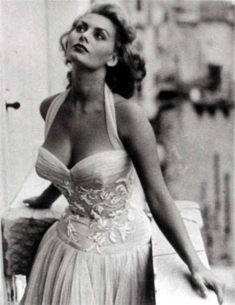 And she definitely is as she ages! Vintage Photography : young Sophia Loren... - Vintage.tn ...