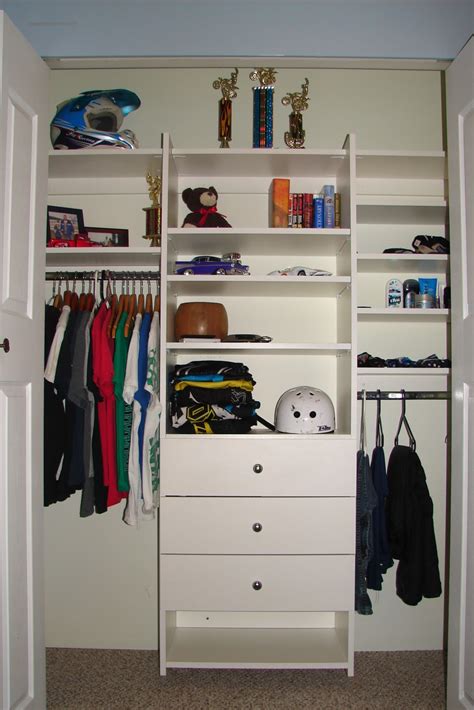 The closet is one of those things we often take for granted. Closet Organizer for Small Closet that You Can Apply at ...
