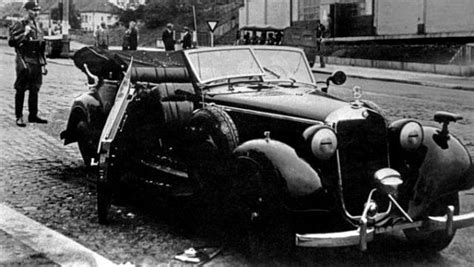 Snímek o atentátu na heydricha, který vstupuje do kin pod názvem smrtihlav, zveřejnil ukázku z. Atentát na Heydricha minutu po minutě: Razie gestapa v ...