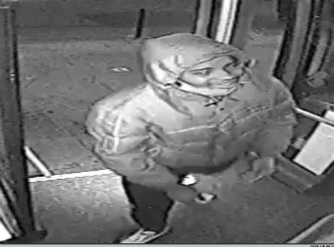 Cctv Released In Hunt For Rapist Who Attacked Woman In London Alley The Independent
