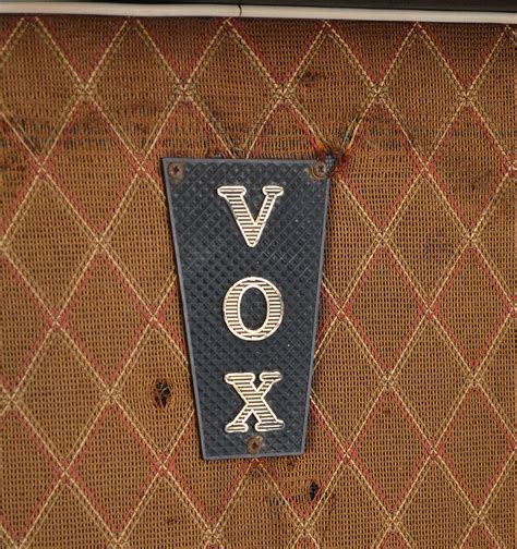 A Vox 2x15 Bass Speaker Cabinet T100 From 1964