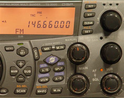Kenwood Ts 2000 Hfvhfuhf All Mode Multi Band Transceiver Ebay