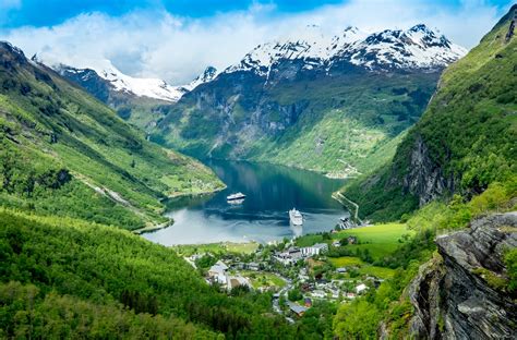 Die Schönsten Natürlichen Sehenswürdigkeiten In Norwegen Skyscanner