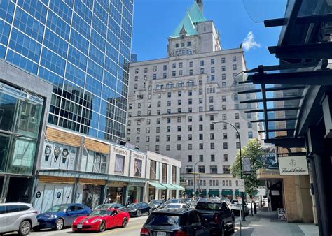 7 Best Hotels In Vancouver By A Local