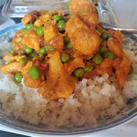 Leblanc curry recipe card : Vegetarian Indian Cauliflower and Pea Curry Recipe ...