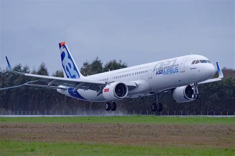 Airbus A321 Neo Cloud Hot Girl