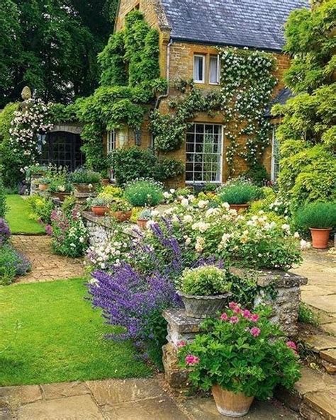 19 Beatuy English Cottage Gardening Ideas Inspiration