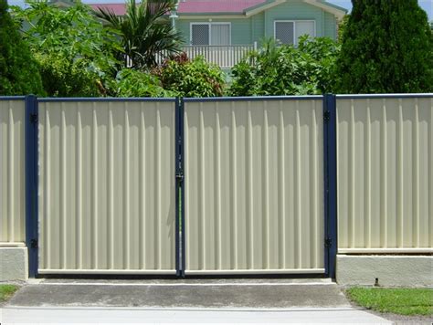 How To Paint The Steel Crossbeam On A Colorbond Fence Love And Improve Life
