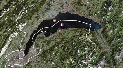 Le Lac Léman Entre Suisse And France Le Jardin Des Cinq Sens Yvoire
