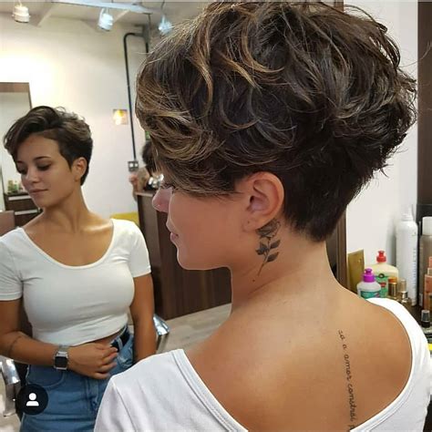 10 Feminine Pixie Haircuts Ideas For Women Pop Haircuts