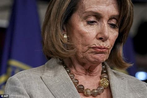 Nancy Pelosi Says Conyers Should Resign Daily Mail Online