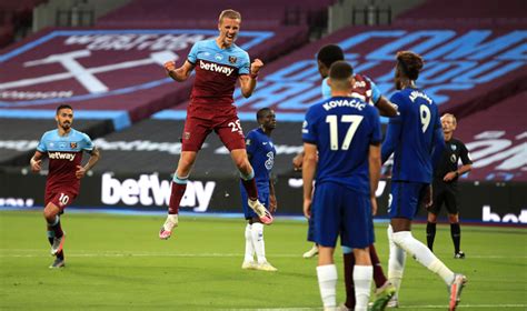 Chelsea will be looking to return to winning ways in the premier league when they welcome london rivals west ham united to stamford bridge on monday evening. Nhận định Chelsea vs West Ham United 03h00 ngày 22/12/2020
